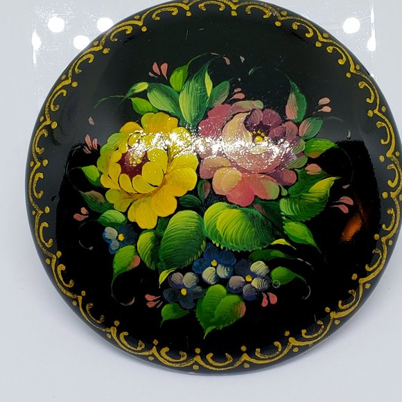 Agapov I. Khabarovsk 1992 Russia Rose Bouquet Hand Painted Wood Brooch Pin - Picture 4 of 9